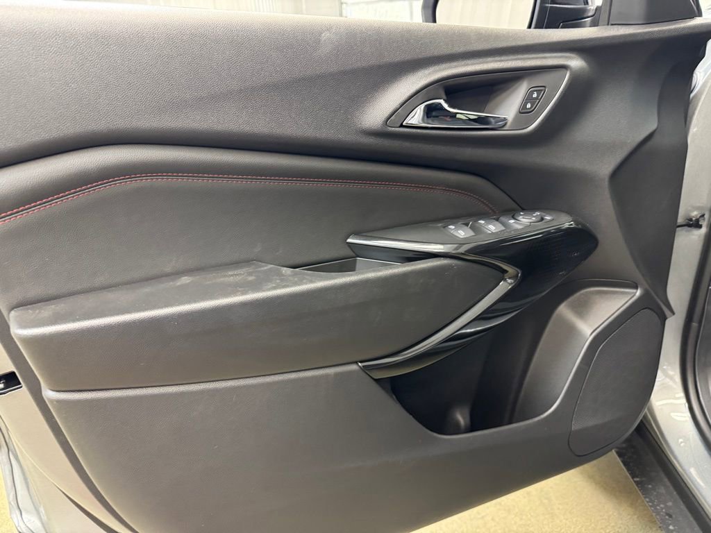 2026 Chevrolet Trax RS - Photo 8