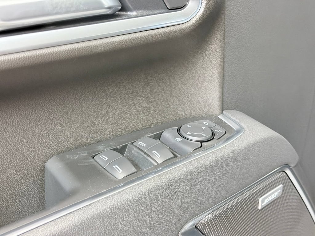 2026 Chevrolet Silverado 1500 RST - Photo 11