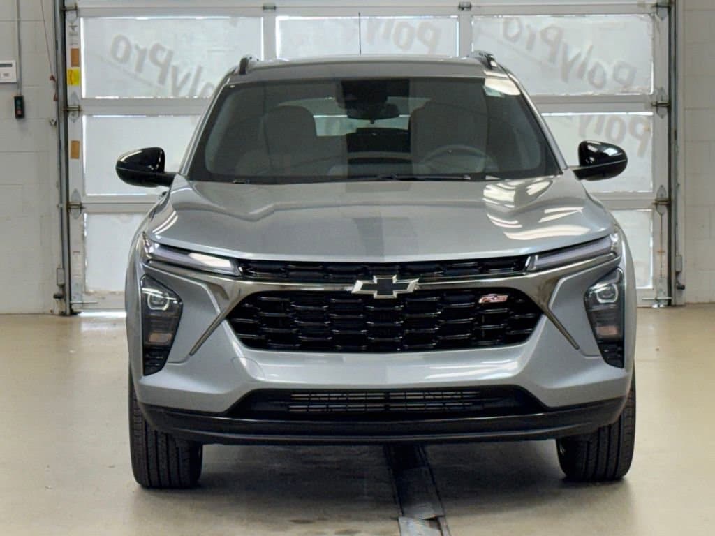 2026 Chevrolet Trax RS - Photo 2