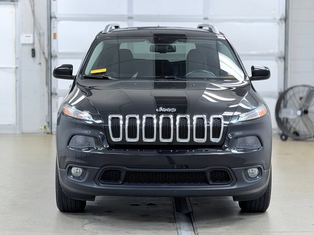 Used 2015 Jeep Cherokee Latitude with VIN 1C4PJMCS7FW660297 for sale in Frankfort, KY