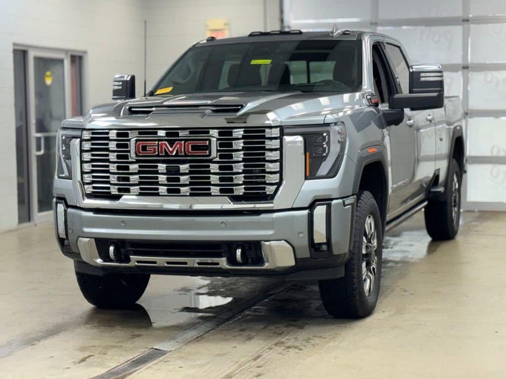 Used 2025 GMC Sierra 3500 HD Denali Truck Crew Cab