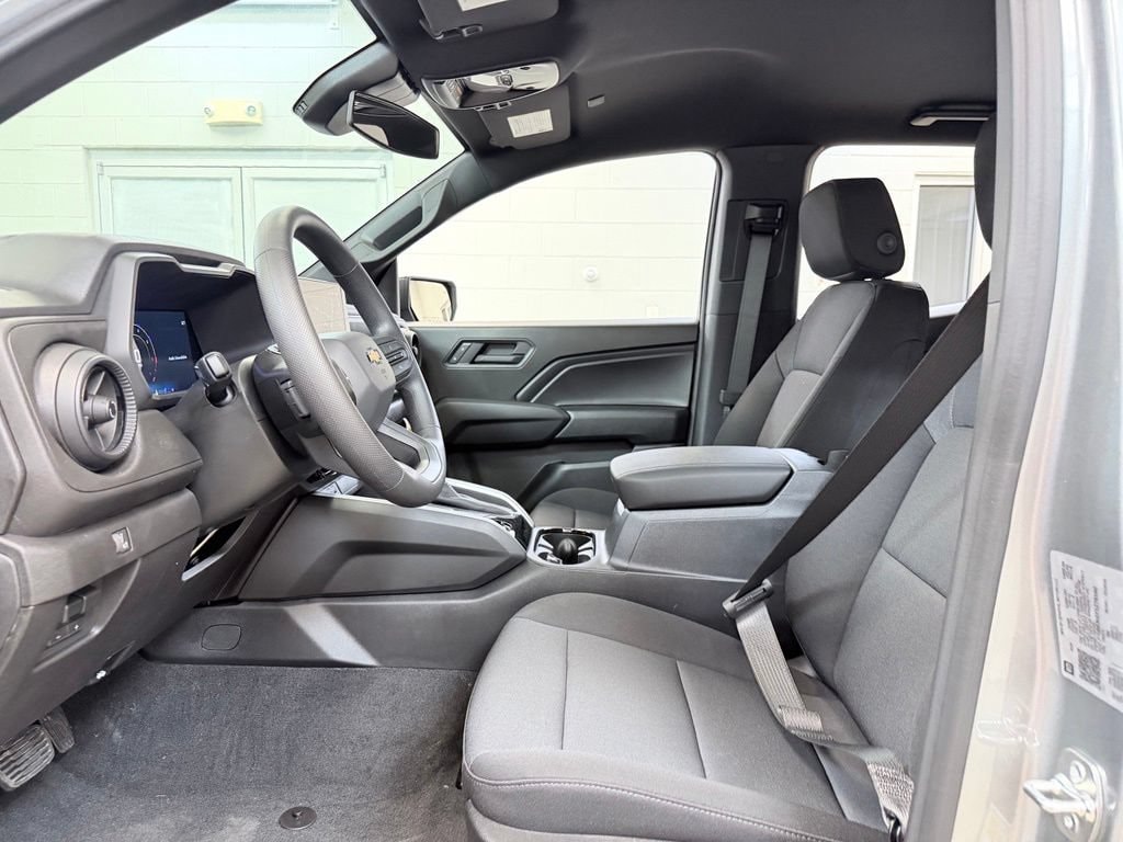 2026 Chevrolet Colorado Work Truck - Photo 14