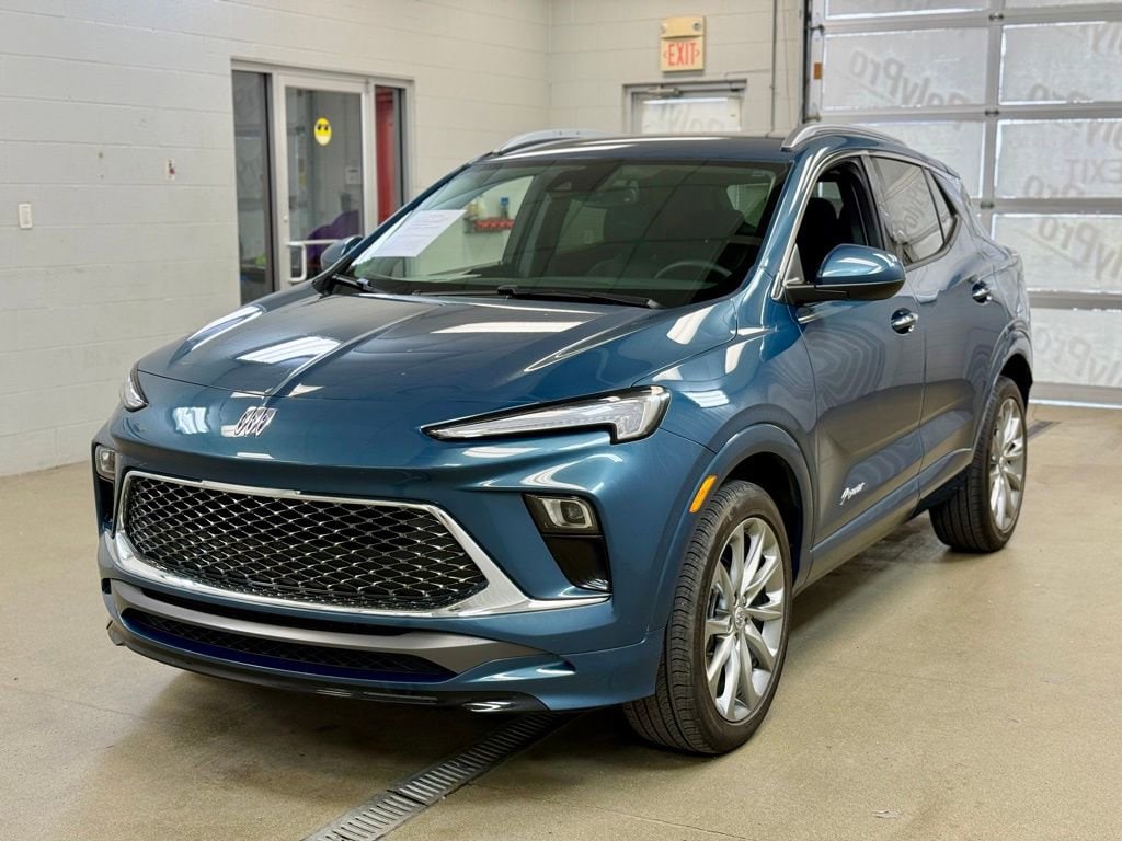 Used 2024 Buick Encore GX Avenir SUV