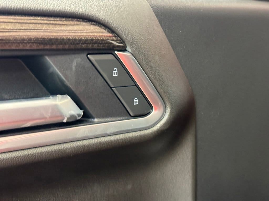 2026 Chevrolet Silverado 1500 LT - Photo 10