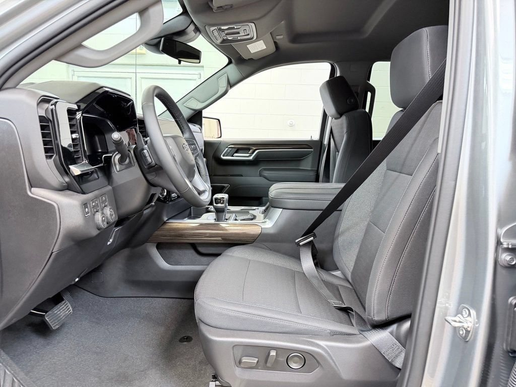 2026 Chevrolet Silverado 1500 RST - Photo 14