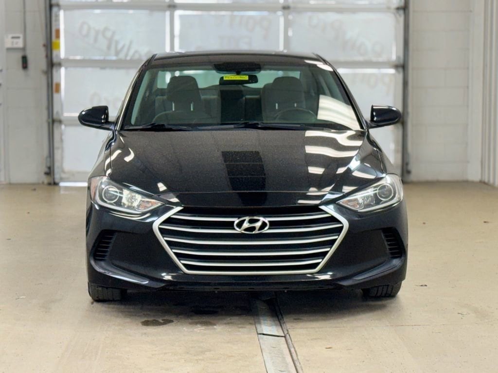 Used 2017 Hyundai Elantra SE Sedan