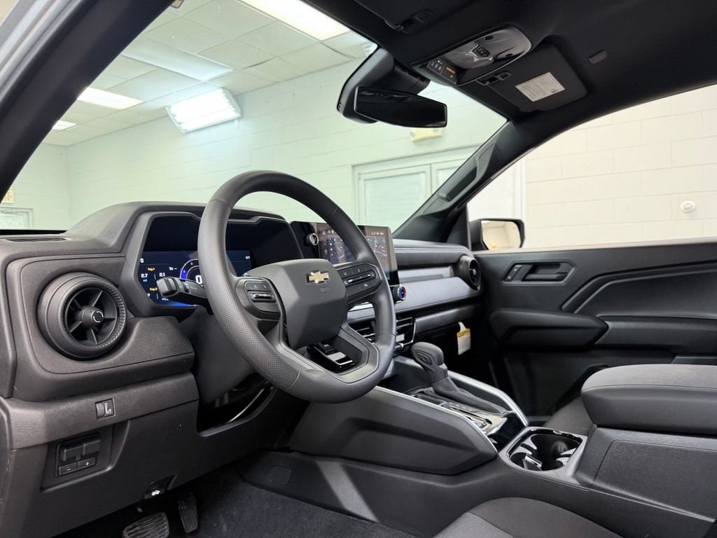 2026 Chevrolet Colorado Work Truck - Photo 15