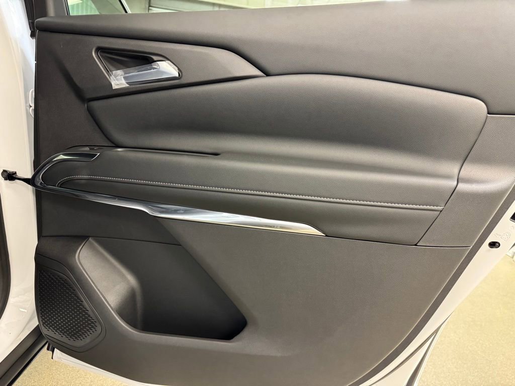 2026 Chevrolet Traverse LT - Photo 27