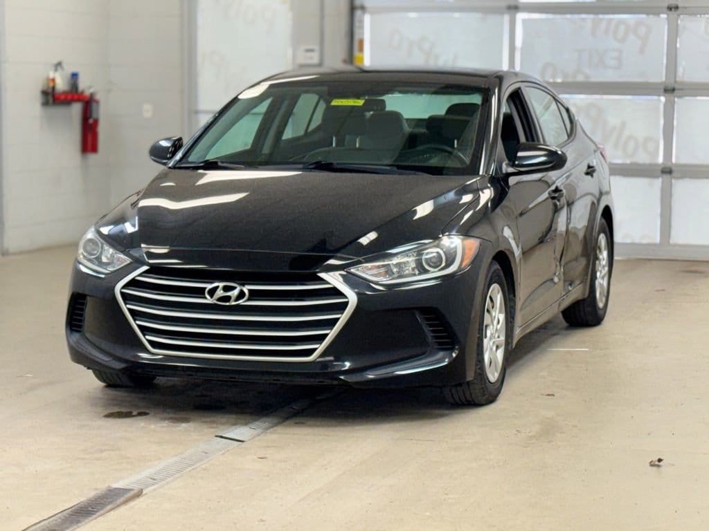Used 2017 Hyundai Elantra SE Sedan