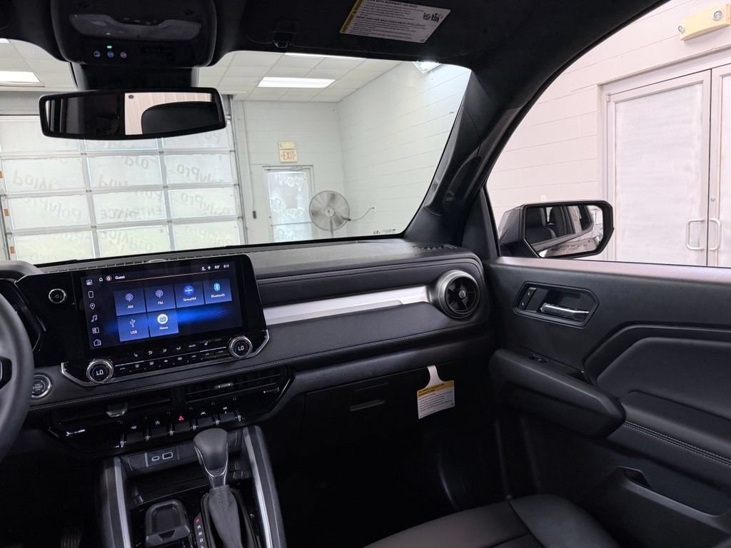 2026 Chevrolet Colorado LT - Photo 30
