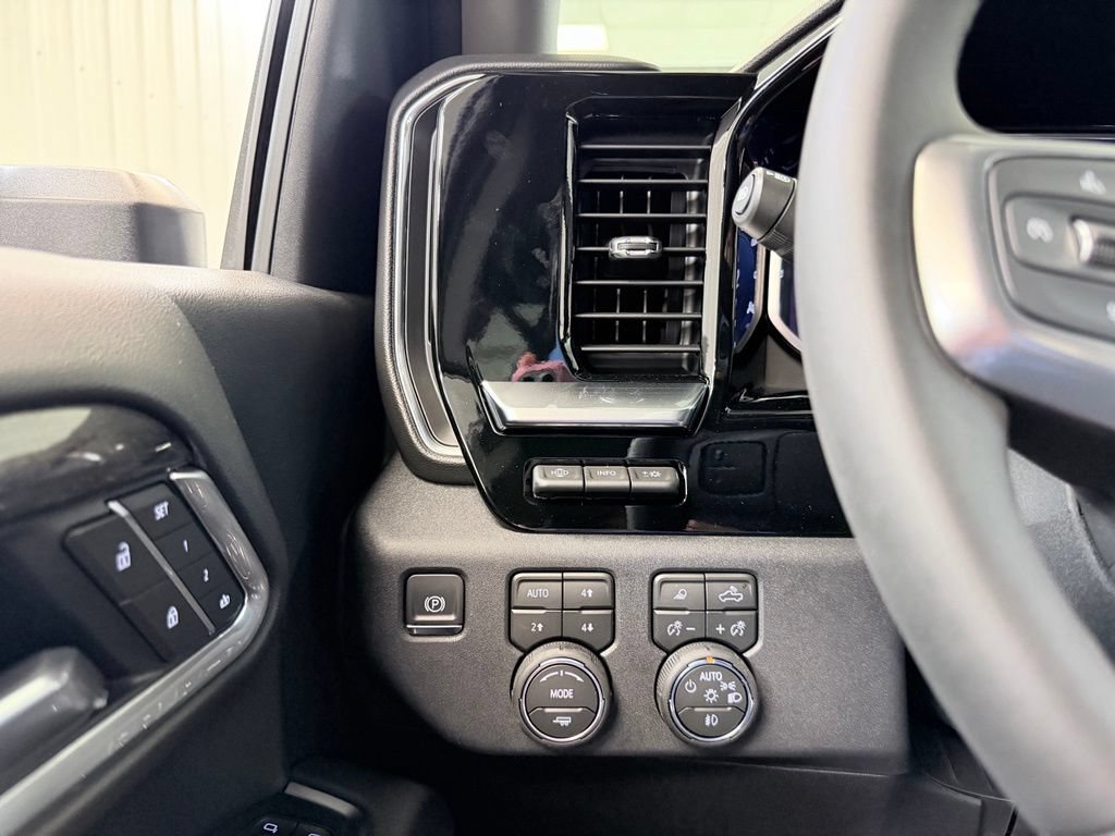 2026 Chevrolet Silverado 3500 HD LTZ - Photo 36