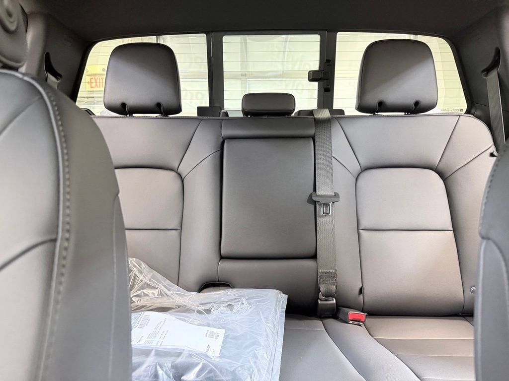 2026 Chevrolet Colorado LT - Photo 17