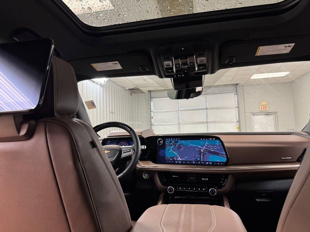 2026 Chevrolet Suburban High Country - Photo 24