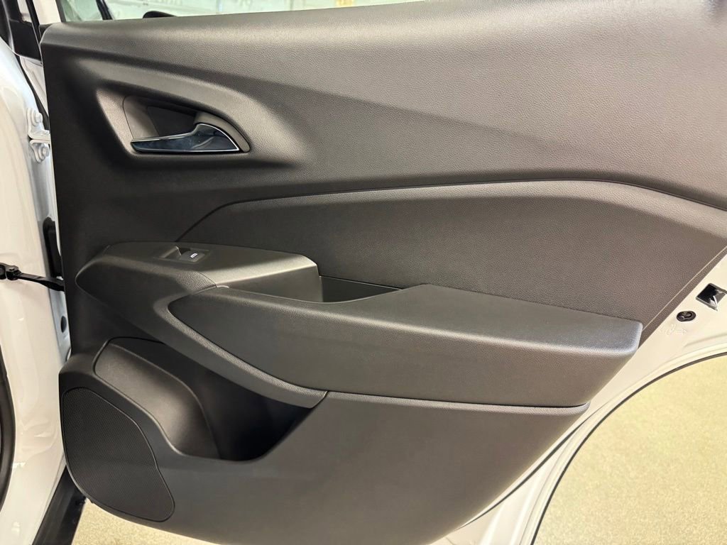 2026 Chevrolet Trax LT - Photo 25