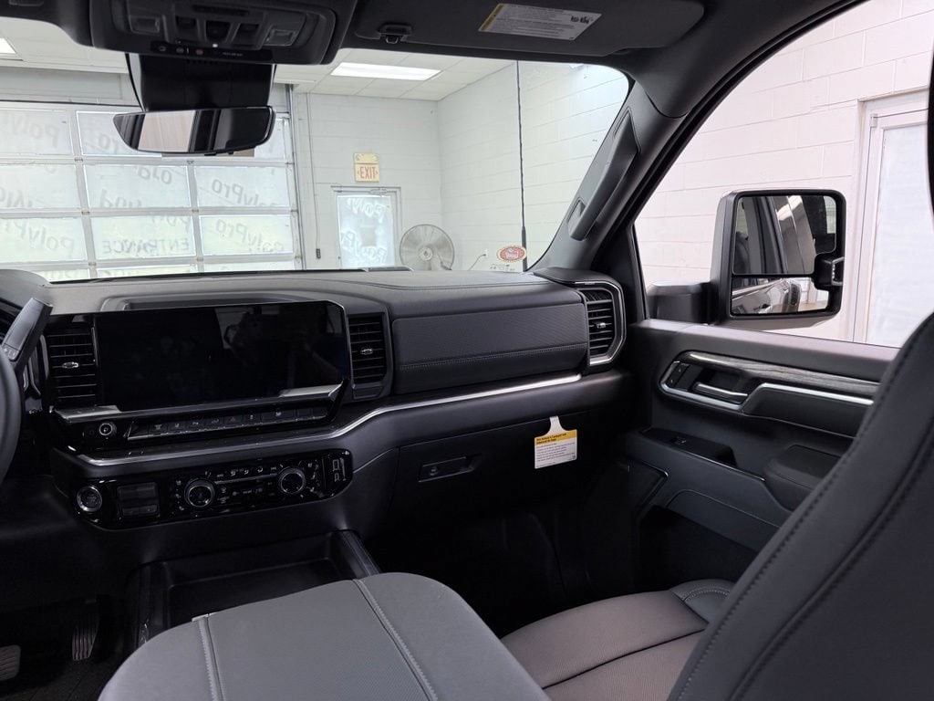 2026 Chevrolet Silverado 3500 HD LTZ - Photo 29