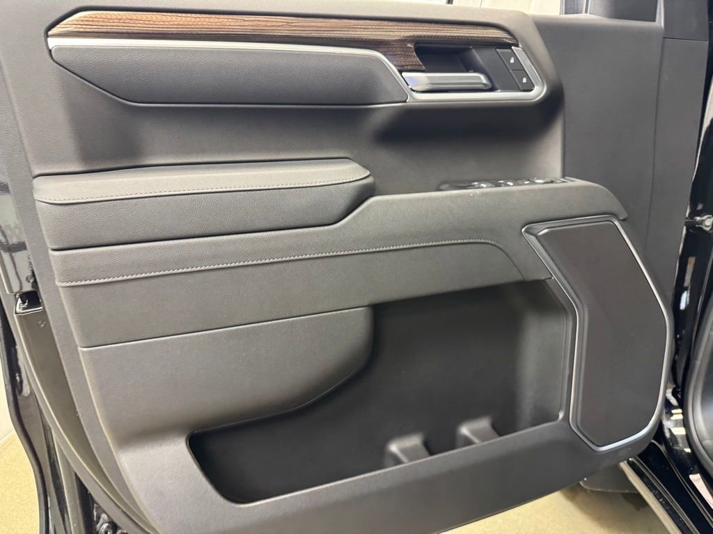 2026 Chevrolet Silverado 1500 LT - Photo 9