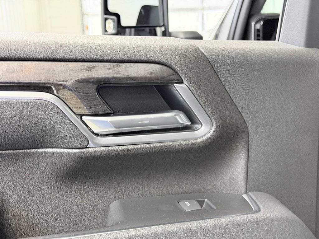 2026 Chevrolet Silverado 3500 HD LTZ - Photo 20