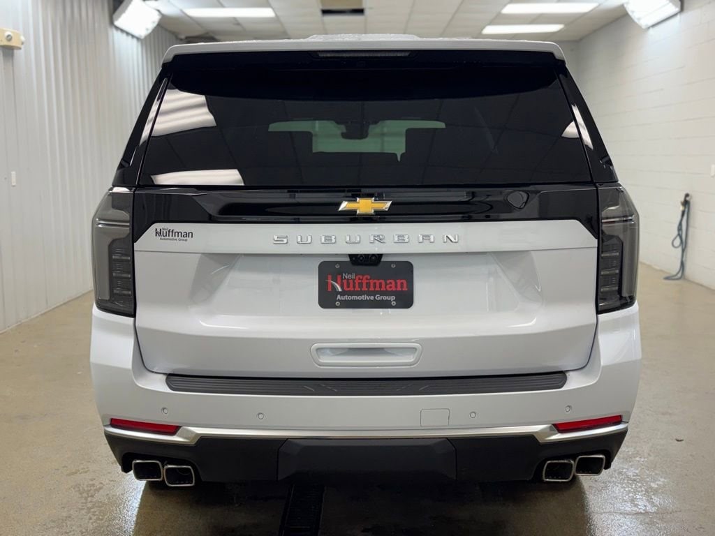 2026 Chevrolet Suburban High Country - Photo 6