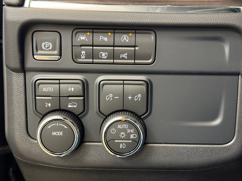 2026 Chevrolet Tahoe Premier - Photo 30