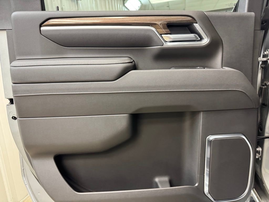 2026 Chevrolet Silverado 3500 HD LT - Photo 16