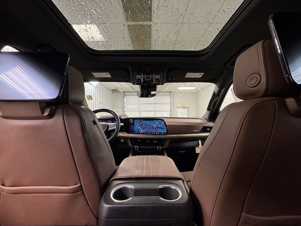 2026 Chevrolet Suburban High Country - Photo 22