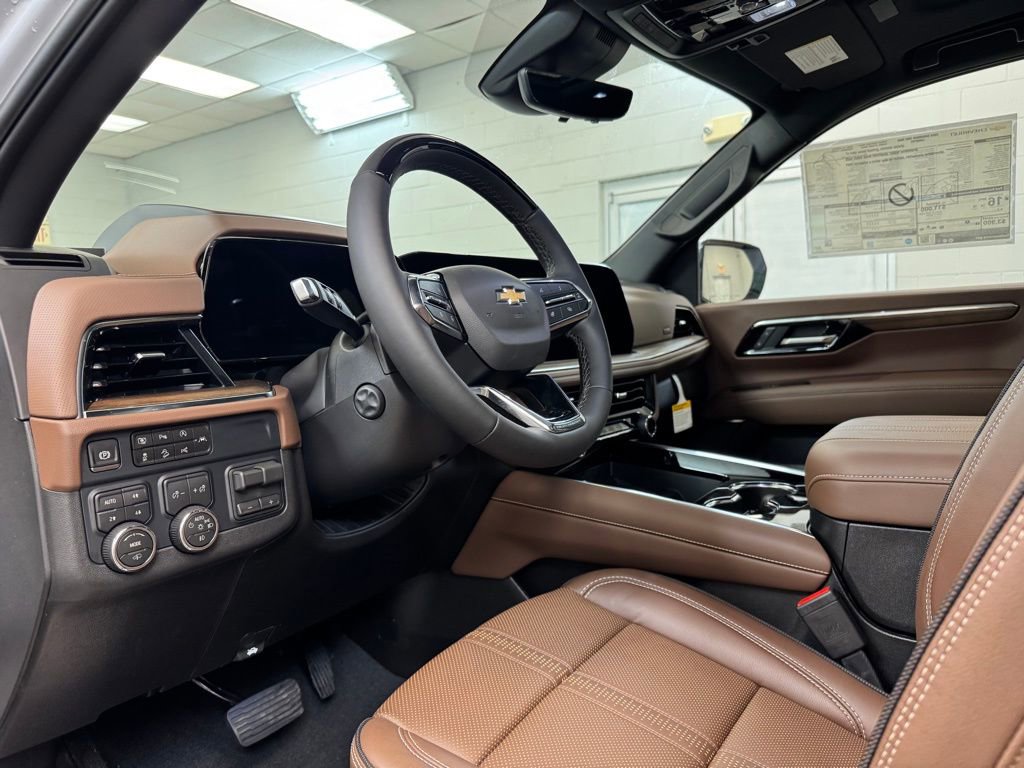 2026 Chevrolet Suburban High Country - Photo 13