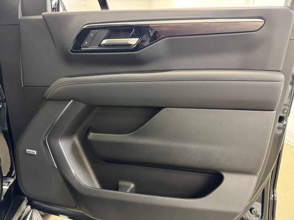 2026 Chevrolet Tahoe Premier - Photo 29