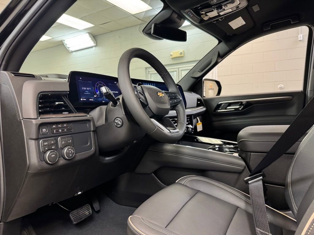 2026 Chevrolet Tahoe Premier - Photo 13