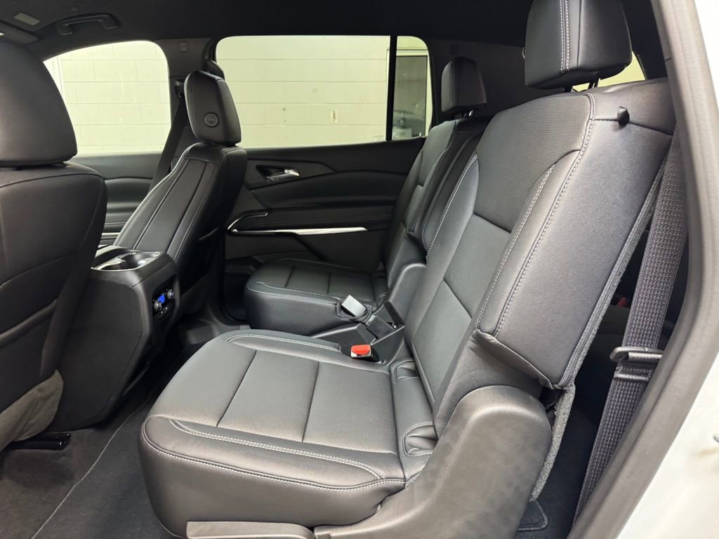 2026 Chevrolet Traverse LT - Photo 17