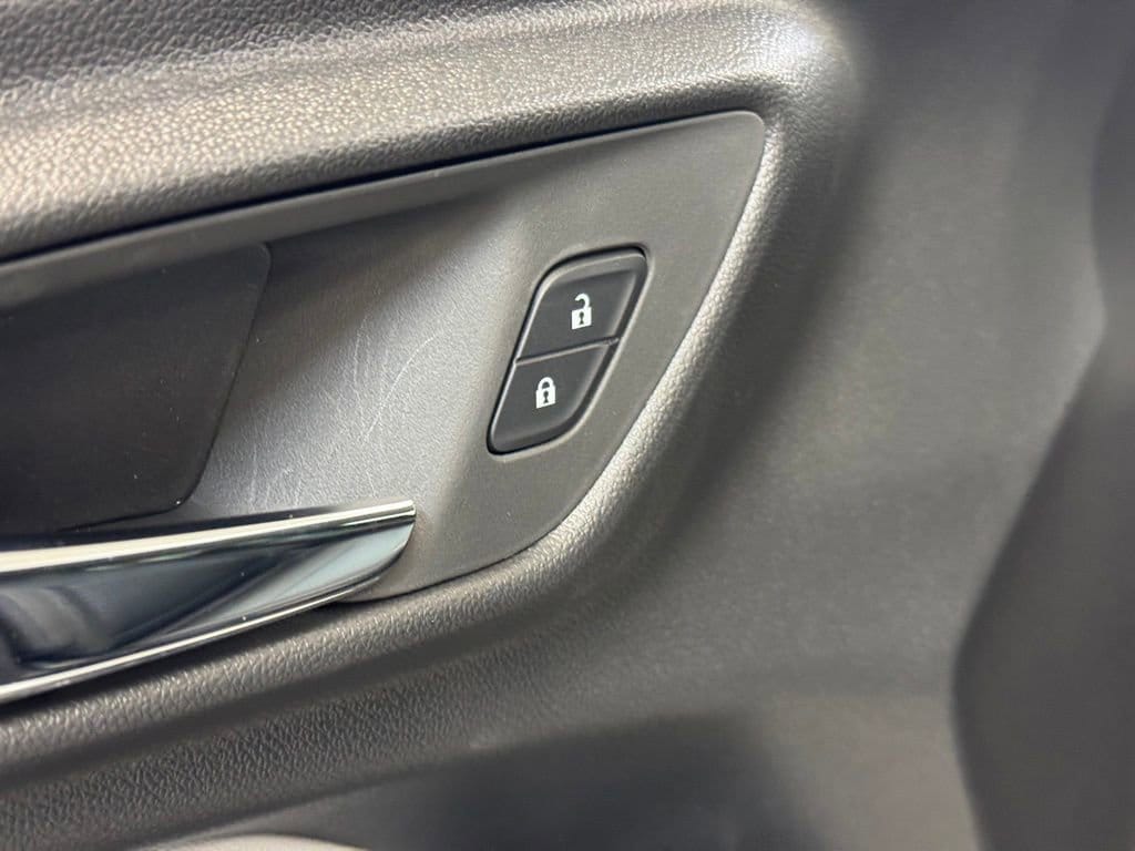 2026 Chevrolet Trax LT - Photo 9