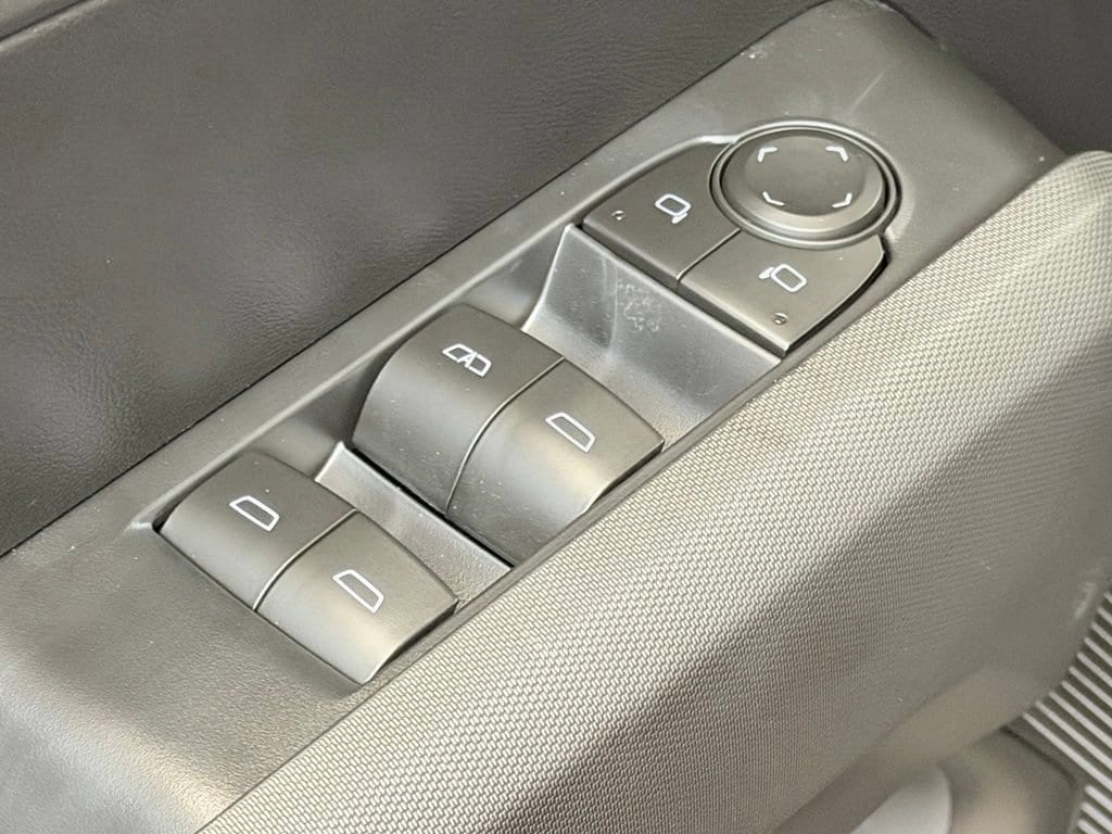 2026 Chevrolet Colorado LT - Photo 12