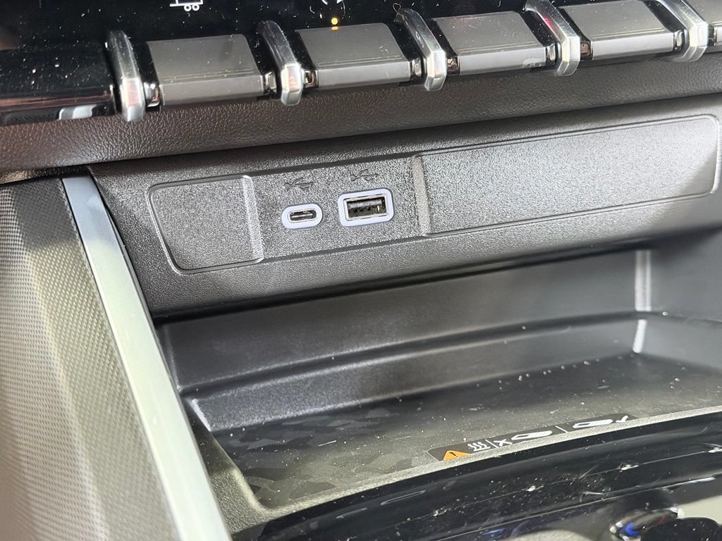 2026 Chevrolet Colorado LT - Photo 49