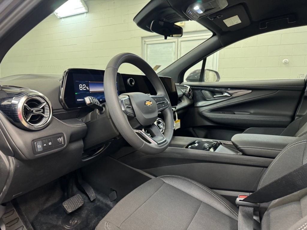 2026 Chevrolet Blazer EV LT - Photo 13