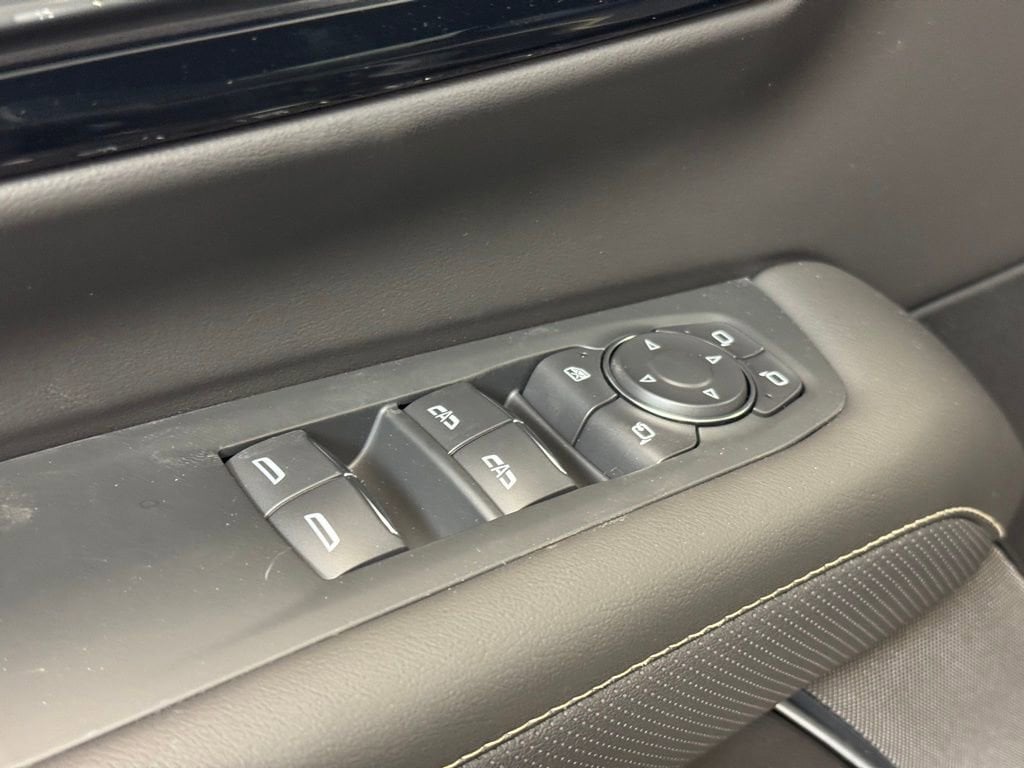 2026 Chevrolet Tahoe Premier - Photo 10