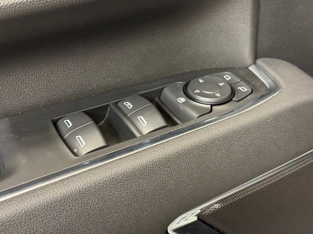 2026 Chevrolet Silverado 3500 HD LT - Photo 11