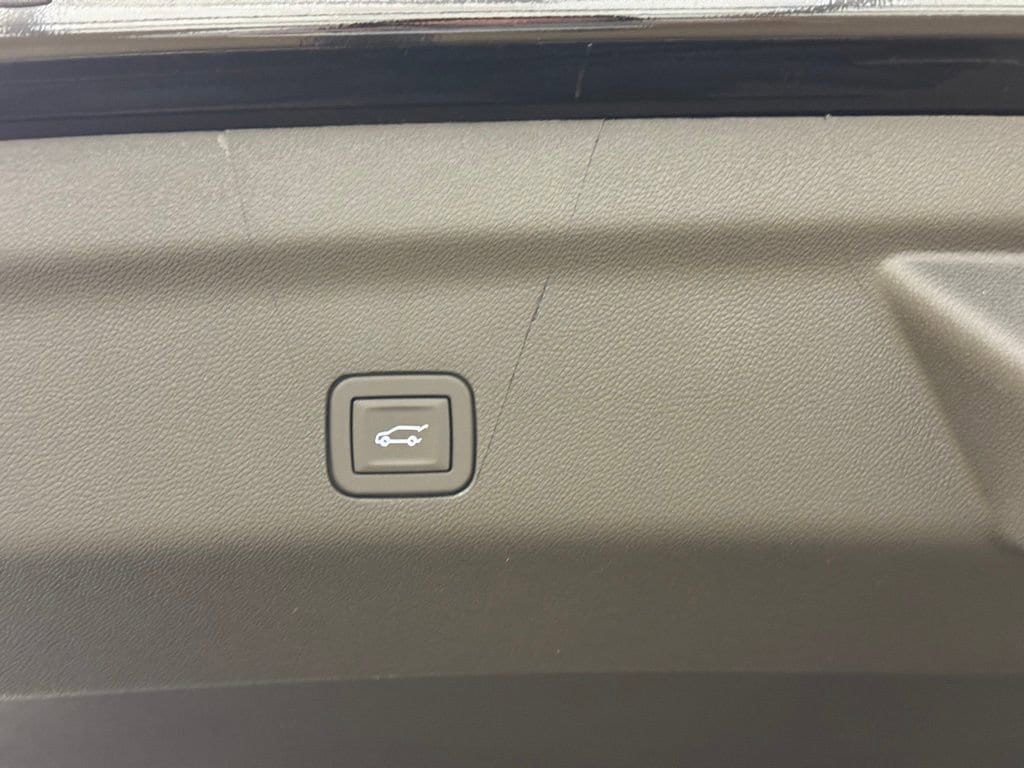 2026 Chevrolet Tahoe Premier - Photo 24