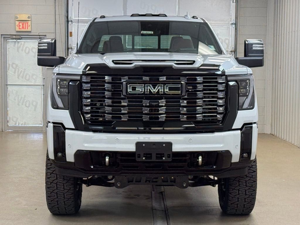 2026 GMC Sierra 2500HD Denali Ultimate - Photo 3