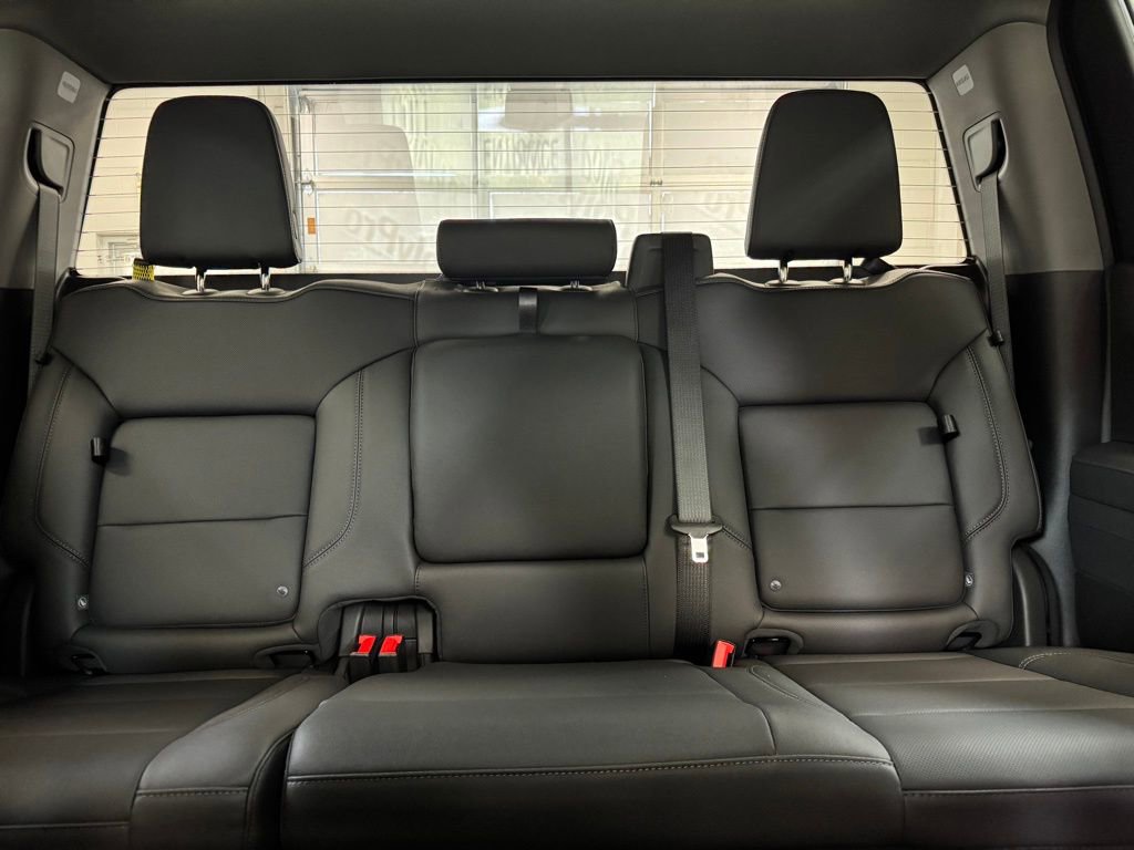 2026 GMC Sierra 1500 SLT - Photo 15