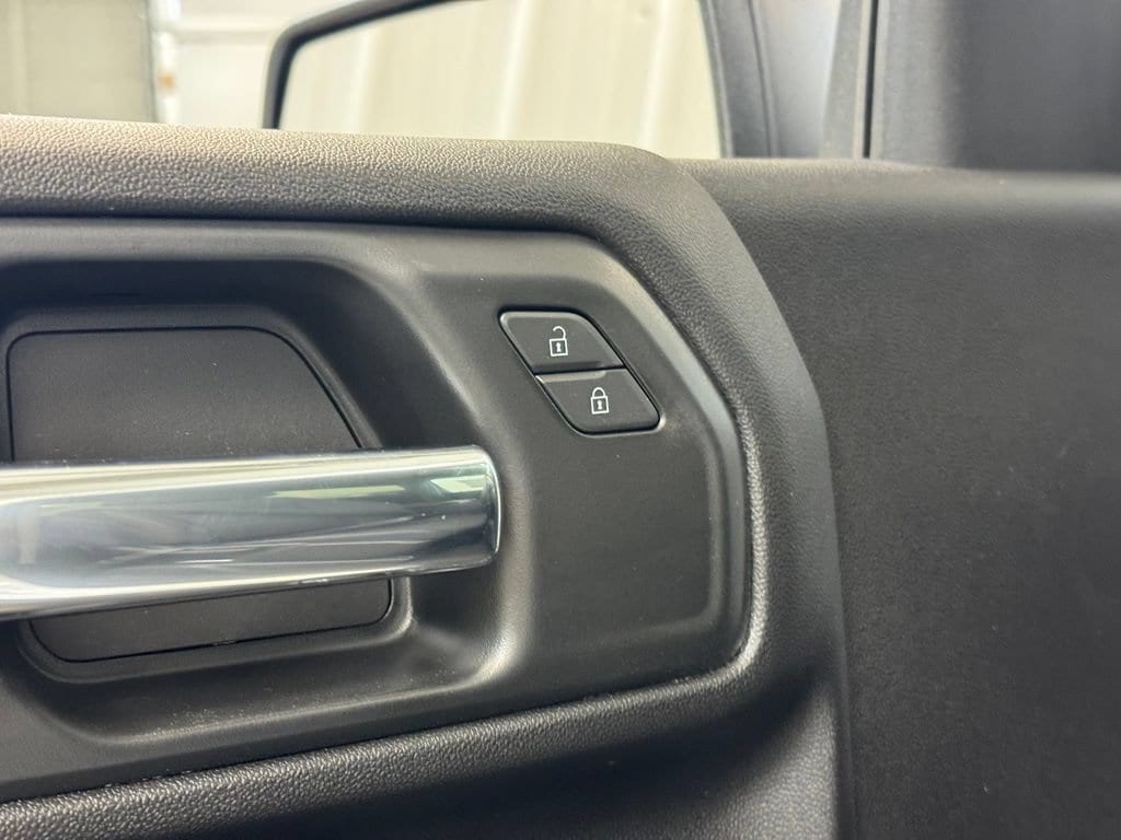 2026 GMC Sierra 2500HD Pro - Photo 10