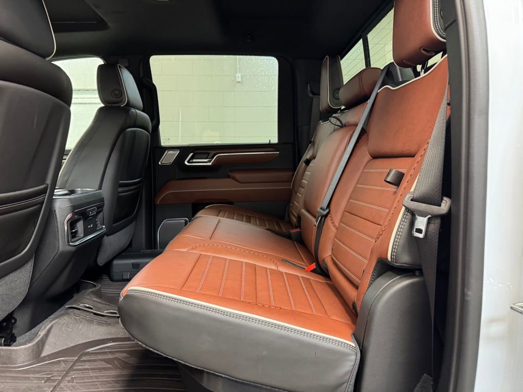 2026 GMC Sierra 2500HD Denali Ultimate - Photo 17