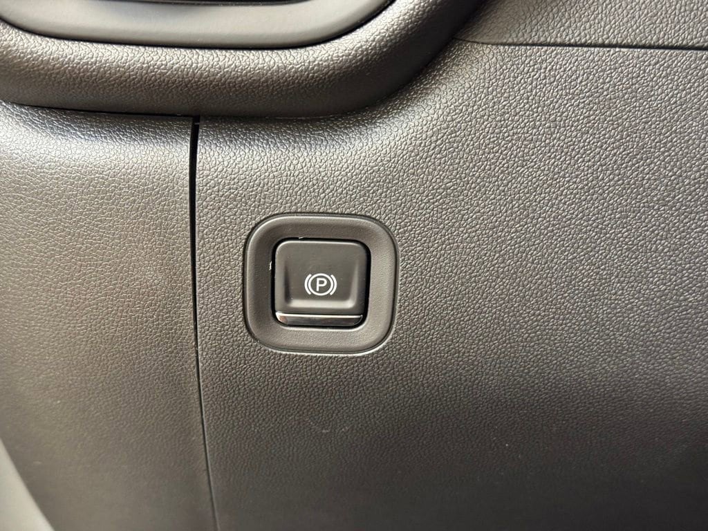 2026 GMC Sierra 1500 Pro - Photo 21