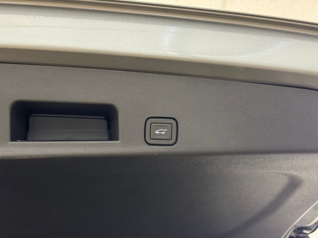 2026 GMC Acadia Elevation - Photo 24