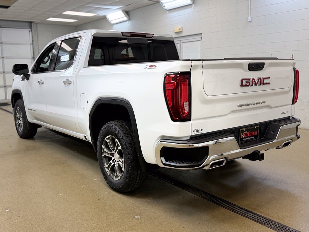 2026 GMC Sierra 1500 SLT - Photo 10