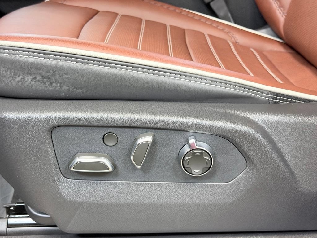 2026 GMC Sierra 2500HD Denali Ultimate - Photo 13