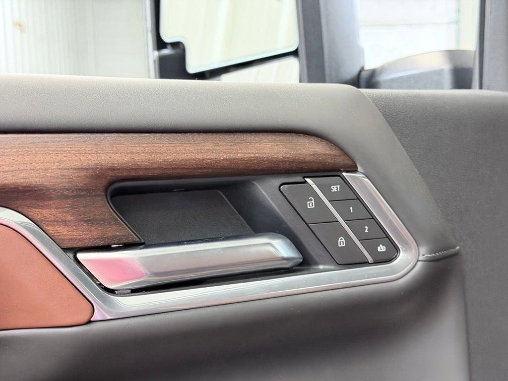2026 GMC Sierra 2500HD Denali Ultimate - Photo 10