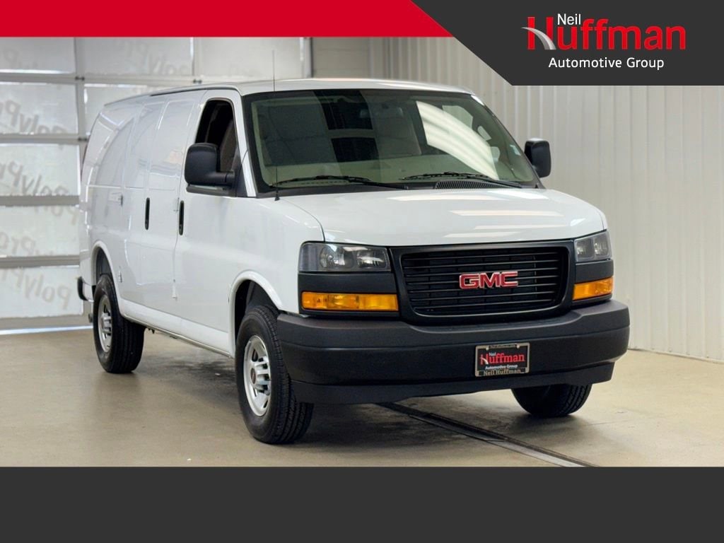 2026 GMC Savana 3500's photo