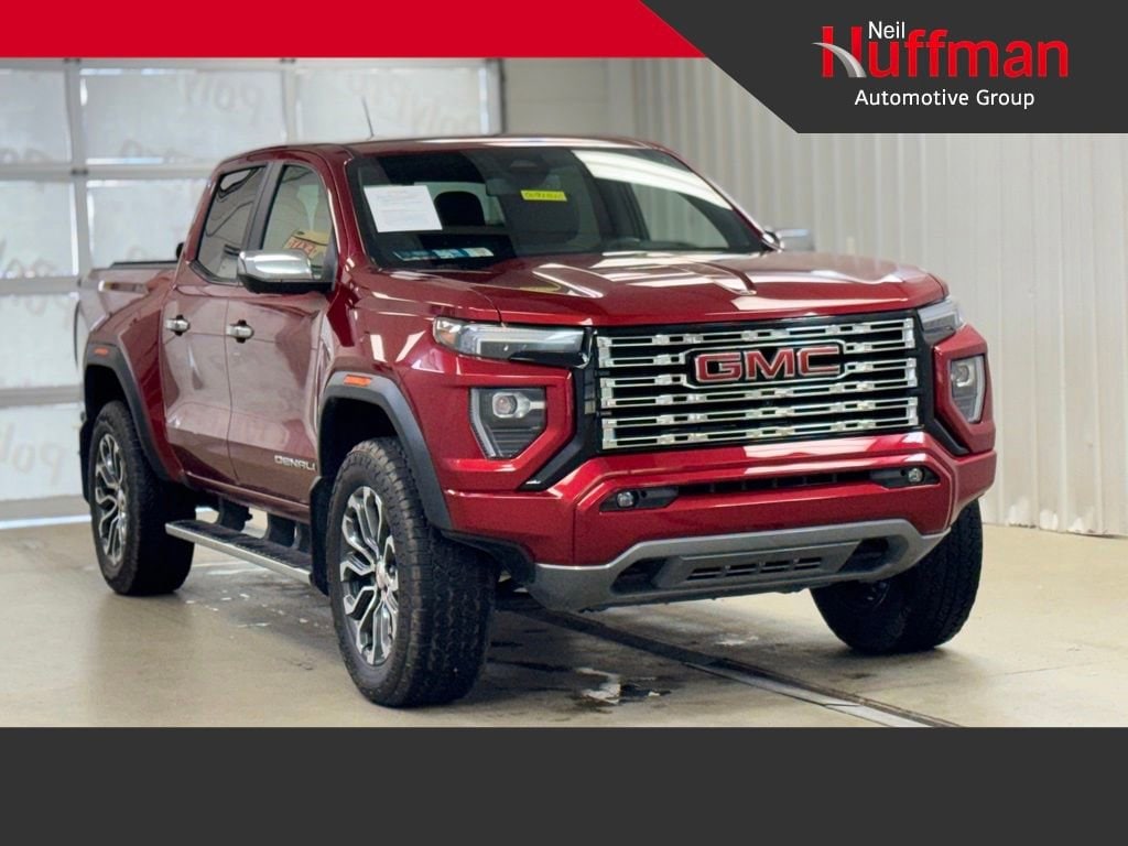 2024 GMC Canyon 4WD Denali Crew Cab Short Box's photo