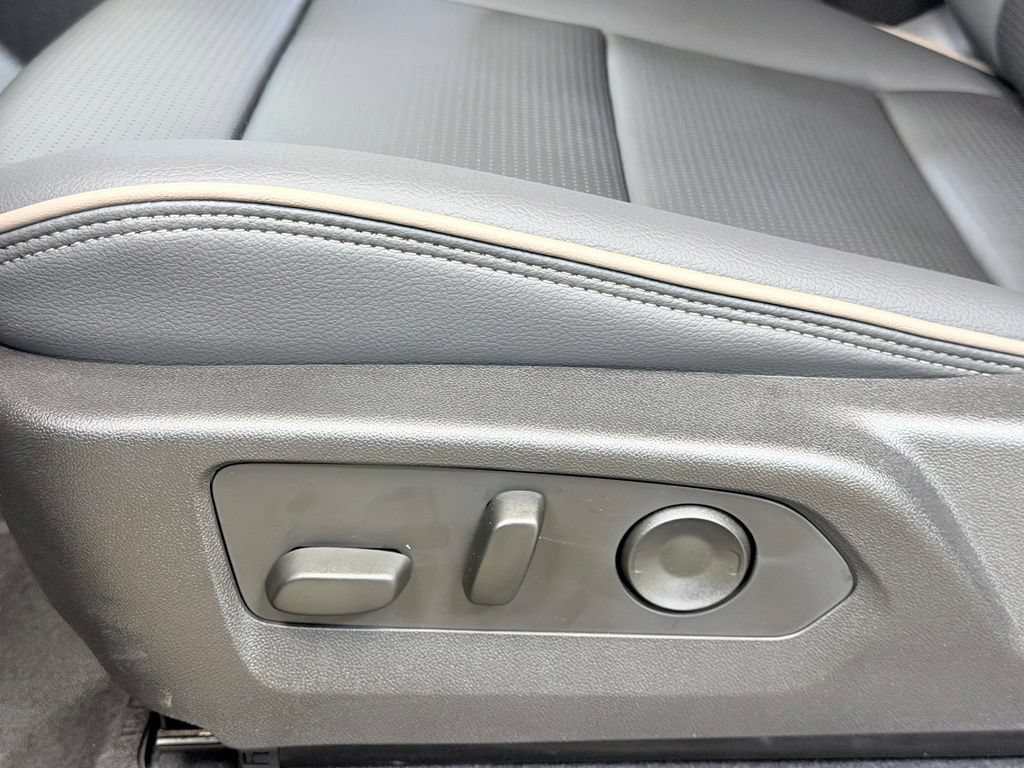 2026 GMC Canyon Denali - Photo 13