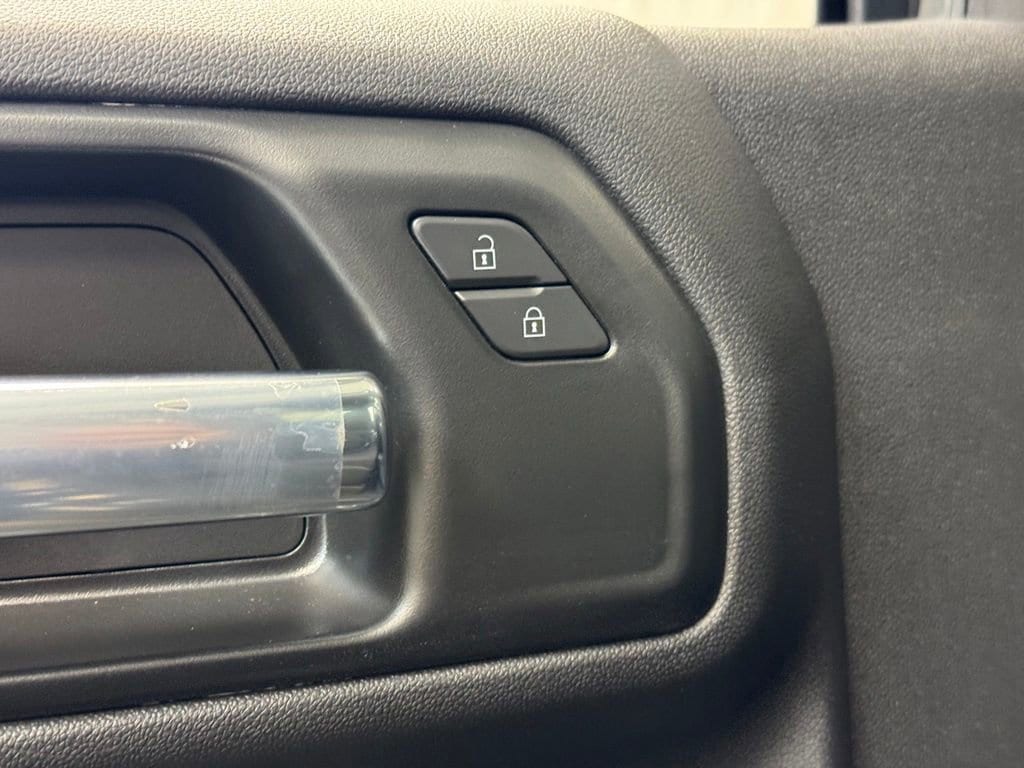 2026 GMC Sierra 1500 Pro - Photo 10