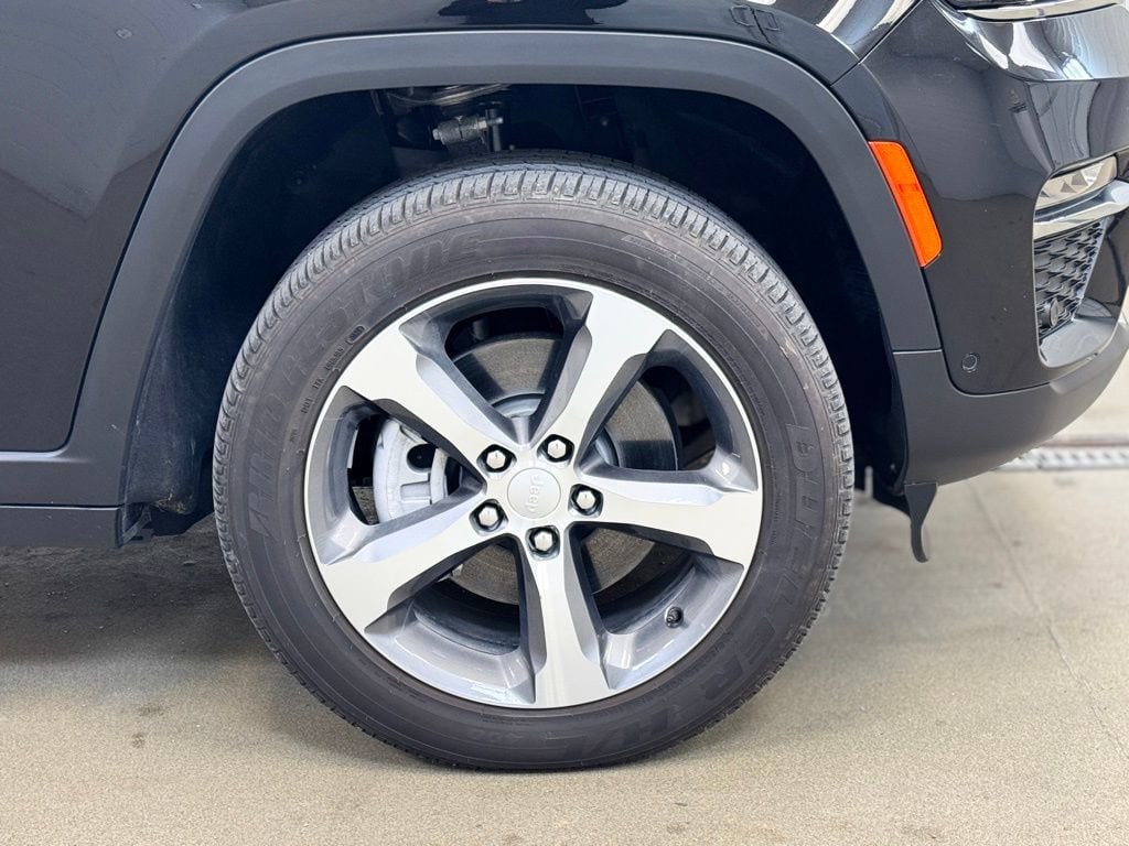 Used 2025 Jeep Grand Cherokee 4xe SUV